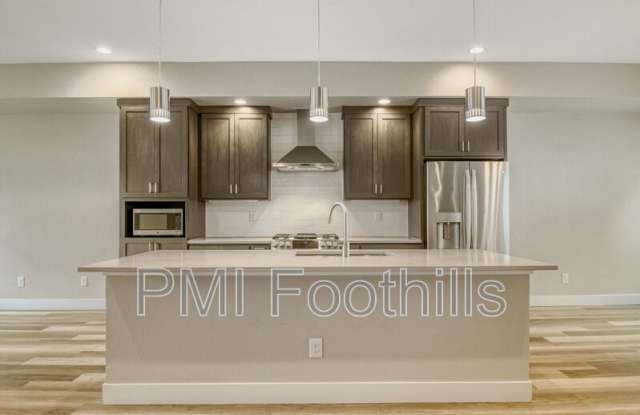 1611 North Harlan Street photos photos