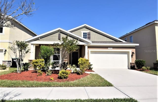 2444 BEACON LANDING CIRCLE - 2444 Beacon Landing Circle, Meadow Woods, FL 32824