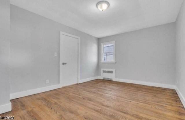 83 Sheridan street Unit 2 Gallery 2