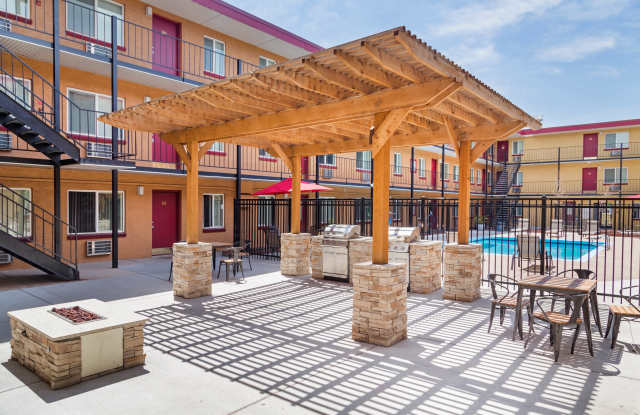 Newport Square Apartments photos photos