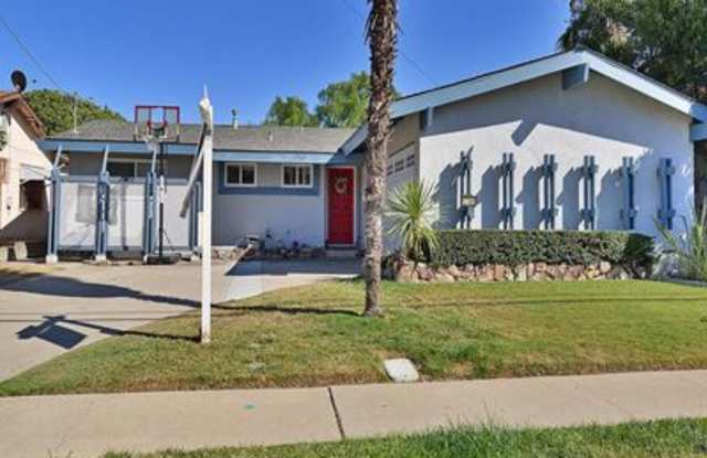 1749 El Prado Ave Gallery 4