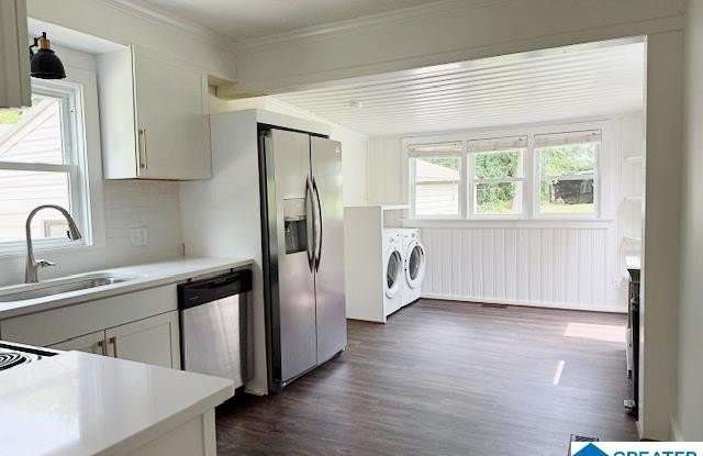 2124 LESTER LANE photos photos