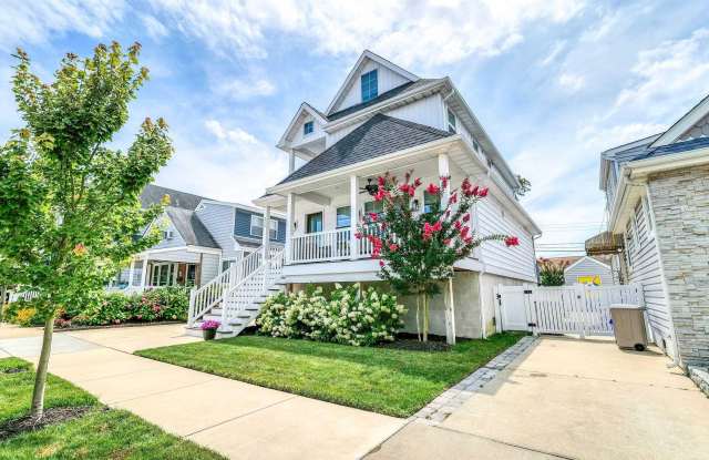 212 N Thurlow Ave photos photos