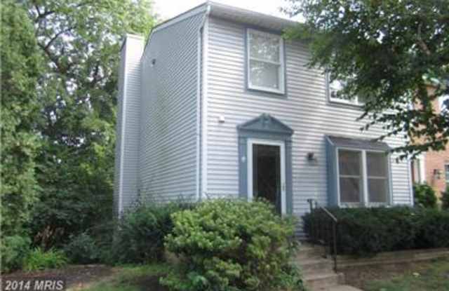 2941 Paddock Wood Ct - 2941 Paddock Wood Court, Oakton, VA 22124
