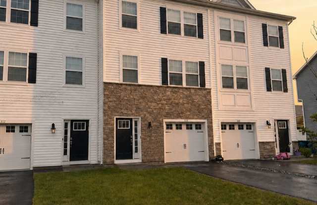 4-Bedroom Townhouse in Jackson photos photos
