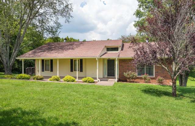 Beautiful Ranch Home in Thompson Station photos photos