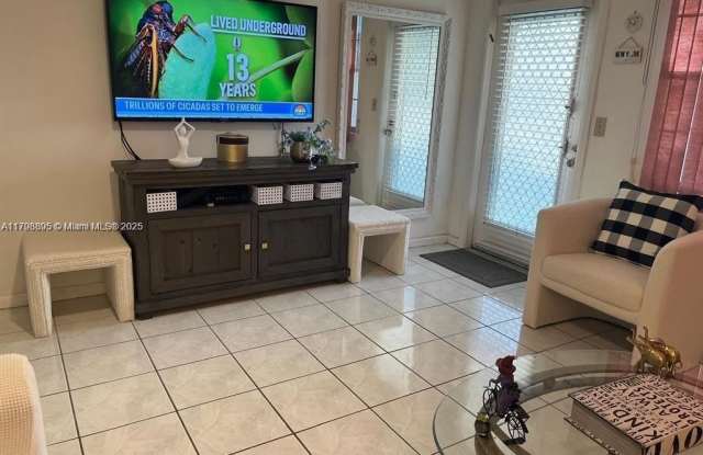 17 Westbury photos photos