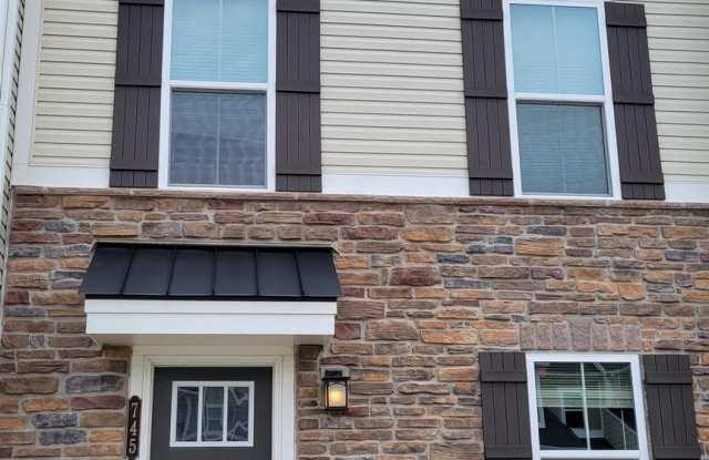745 QUARRY POINT ROAD photos photos