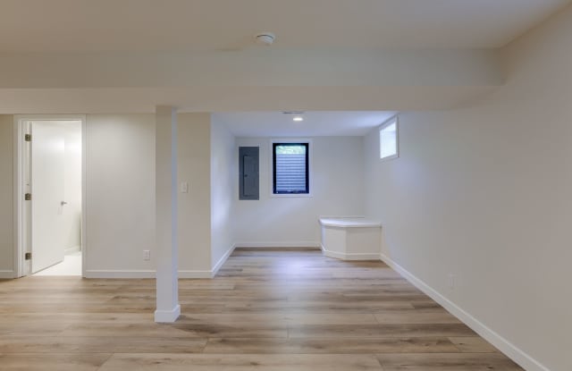 8001 Falmouth Street Gallery 4