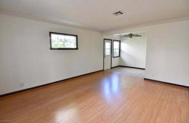 1419 Bresee Avenue Gallery 2