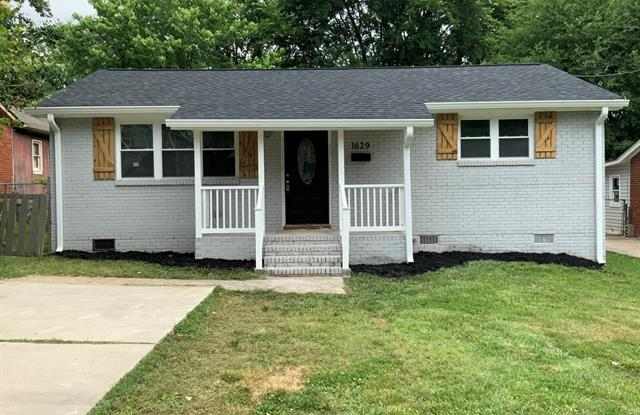 1629 Finchley Drive - 1629 Finchley Drive, Charlotte, NC 28215