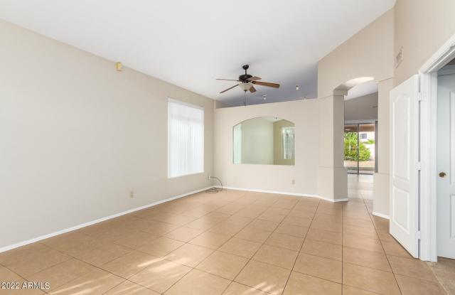 13766 W WINDSOR Avenue Gallery 4