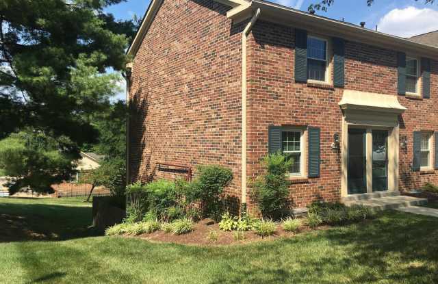 8422 PENSHURST DRIVE Gallery 2