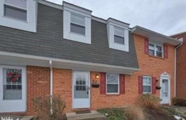 7-B HERITAGE Court unit: 120 photos photos