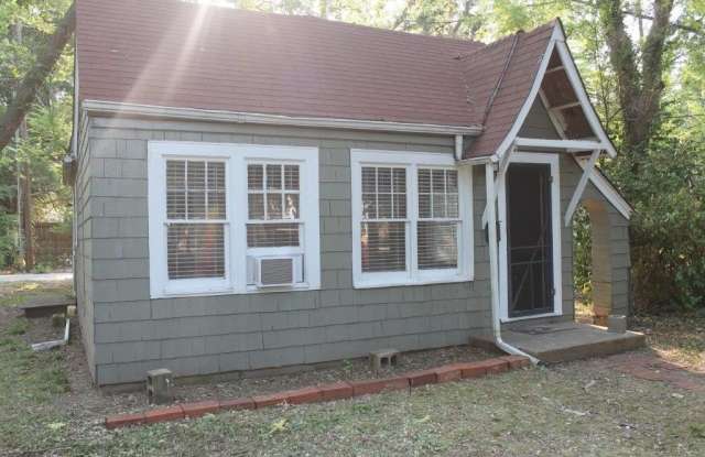 927 S Flood Avenue photos photos