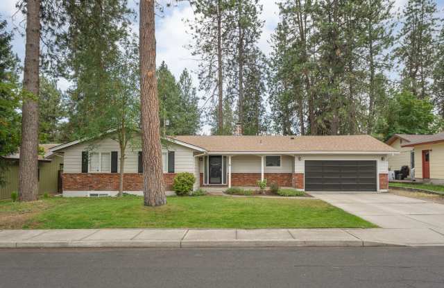 Available Now!! 5 Bedroom, 3 Bathroom Rancher in Mead, WA photos photos
