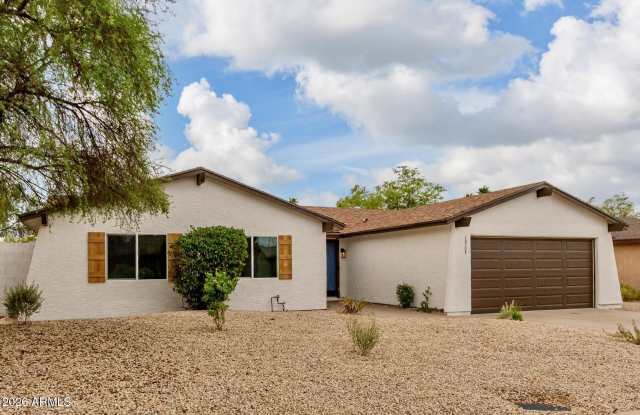 10705 E MERCER Lane photos photos