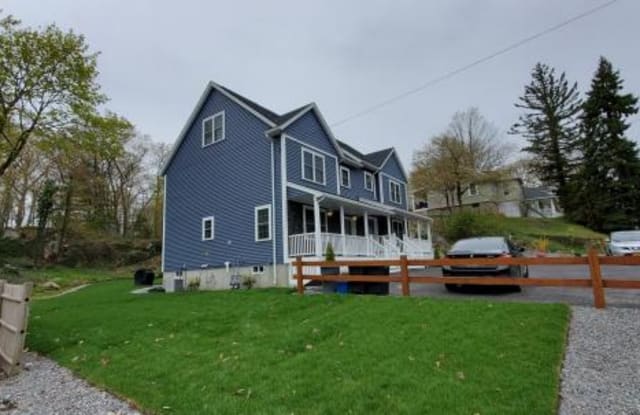 573 Main St. - 573 Main Street, Stoneham, MA 02180