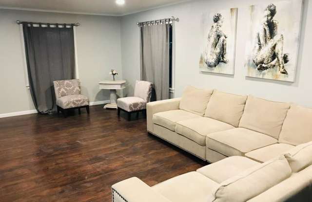 1013 15th St - 1013 West 15th Street, Odessa, TX 79763