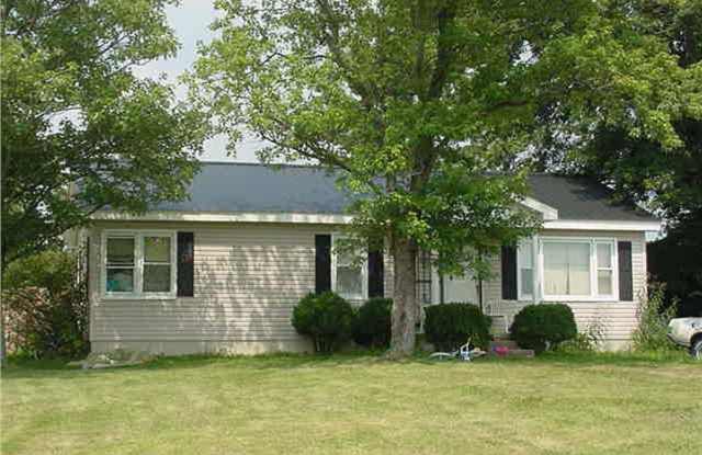COMING SOON! Renovated 3 BR, 2 Bath House! 2-Car Garage, Fenced Backyard, Pets Ok! photos photos