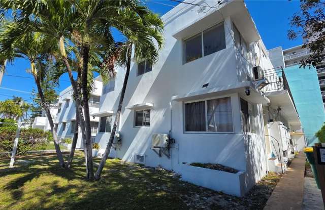 7629 Dickens Ave photos photos