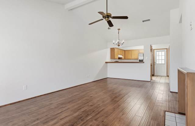 1010 Green Meadow Gallery 2