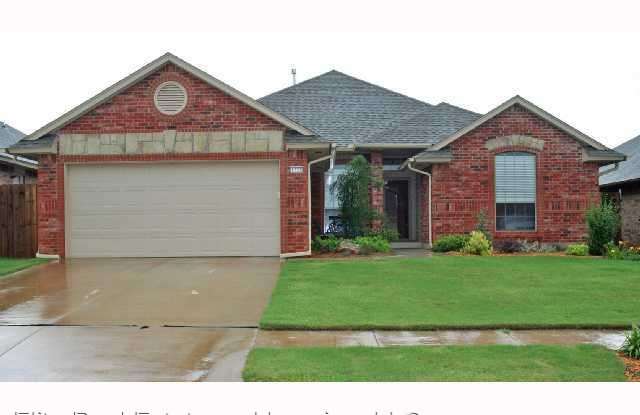 1733 SW 31ST STREET - 1733 Southwest 31st Street, Moore, OK 73160