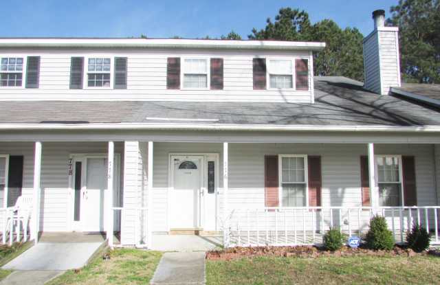 776 Pinewood Drive - 776 Pinewood Drive, Jacksonville, NC 28546