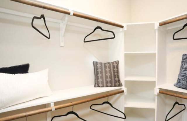 2240 N FM 620 Gallery 4