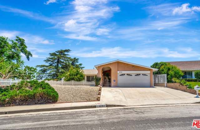 18716 Nau Ave photos photos