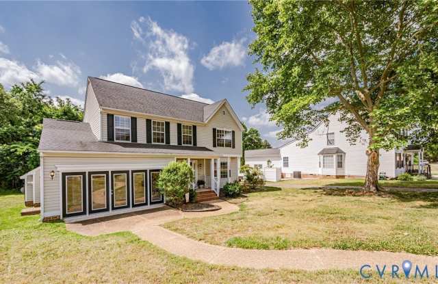 811 Kiefer Field Court Gallery 1