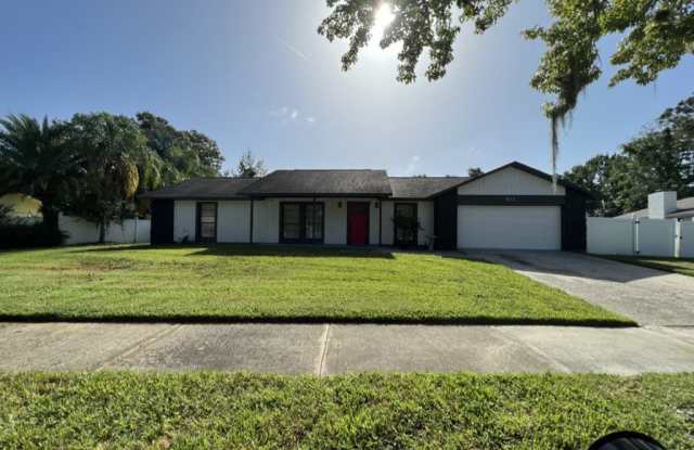 652 Glenview Drive - 652 Glenview Drive, Winter Garden, FL 34787