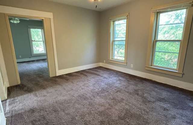 3 bedroom, 1 bath apartment in Cedar Falls Gallery 4