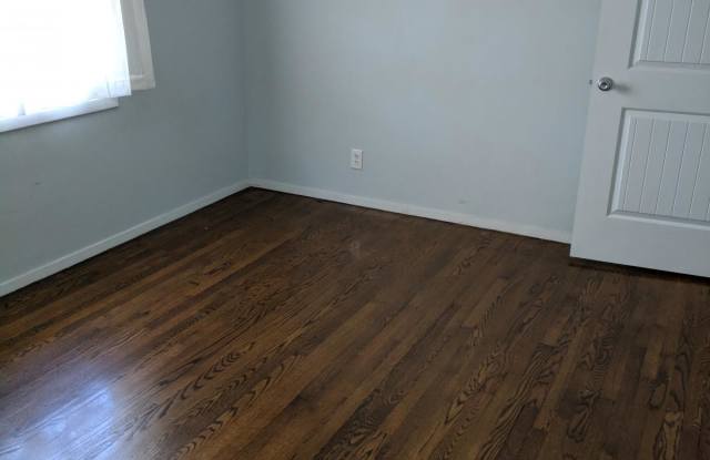 326 Greenway Drive Gallery 3