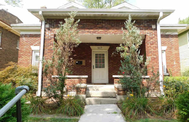7 BR 3 BA next to Union. Available August 2027 photos photos