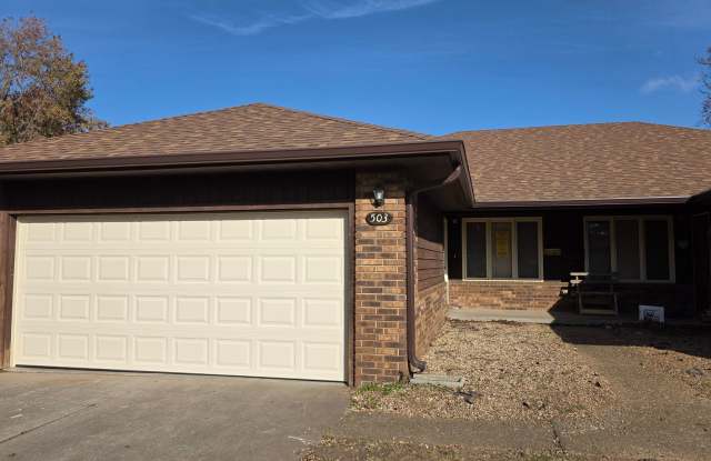 503 E Redwood photos photos