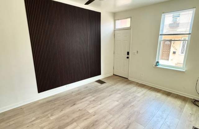 Rehabbed 2 Bedroom In Norris Square photos photos