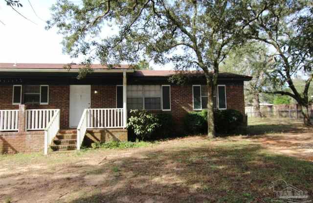 8517 Merger Rd - 8517 Merger Road, Ensley, FL 32514