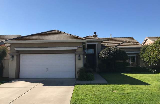 Single story located in a Gated Community! photos photos