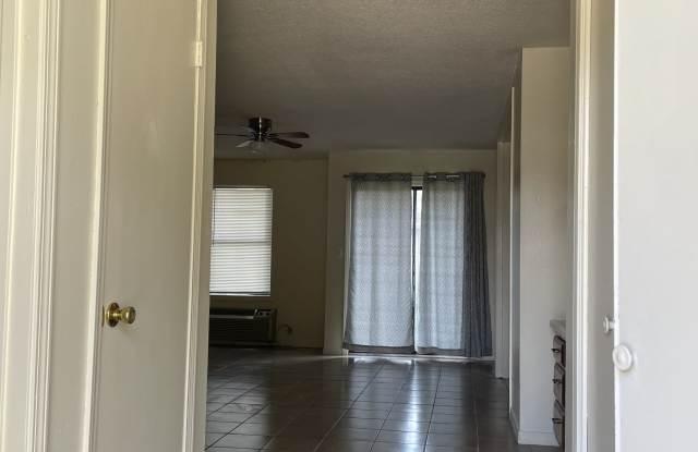 1801 Heinrich St., Unit 4 photos photos