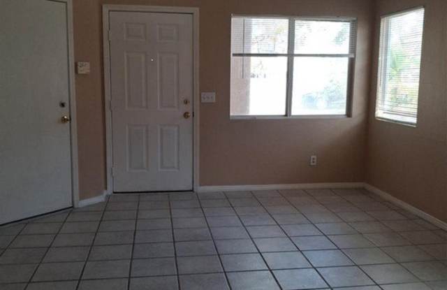 4455 Bertram Lane Gallery 2