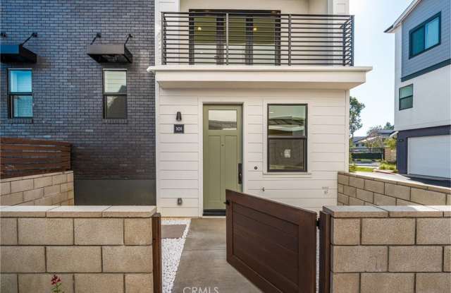 19031 Main St #101 photos photos