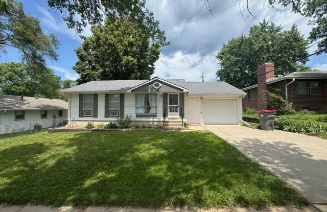 3 +1 Bed, 1 Bath with attached garage photos photos
