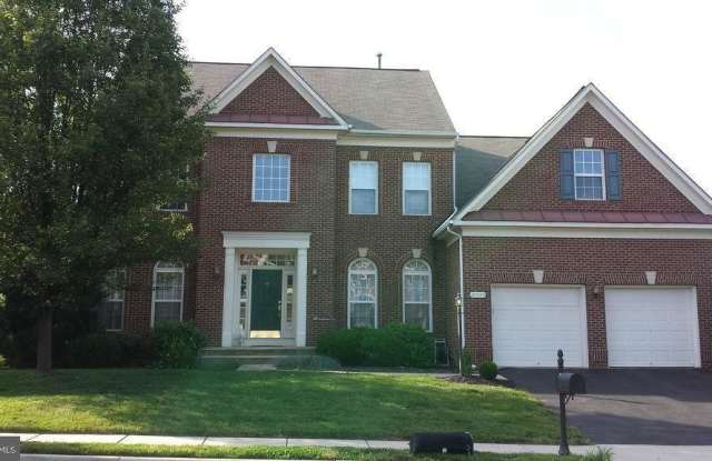 20333 RIVER BANK STREET - 20333 River Bank Street, Lowes Island, VA 20165