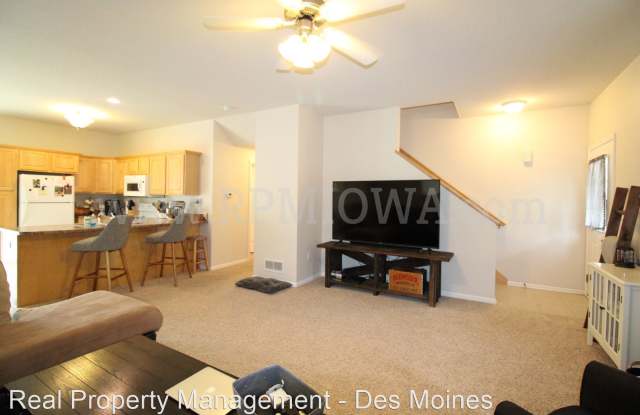 1617 SW White Birch Circle Gallery 2