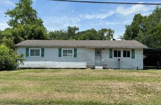 3B/1.5B Home Available in Lake Charles photos photos