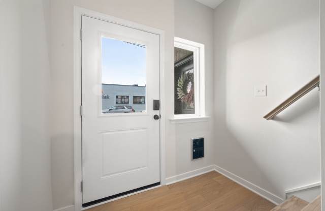 3406 Carlton Street Gallery 1