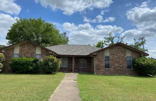 1406 Blackwell Drive - 1406 Blackwell Drive, Irving, TX 75061