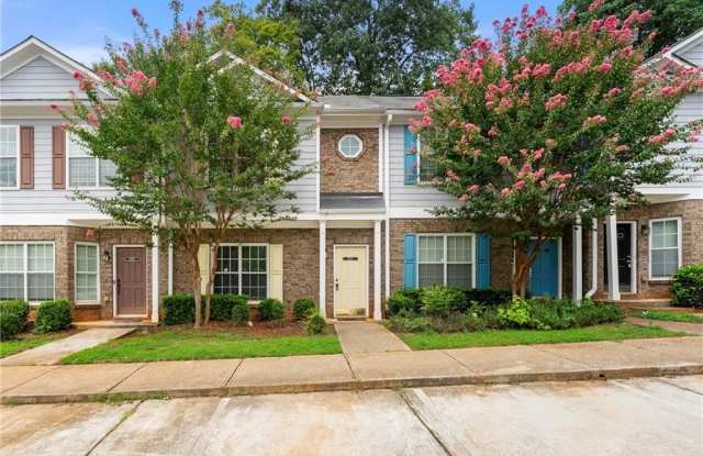 2525 Walden Lake Drive photos photos