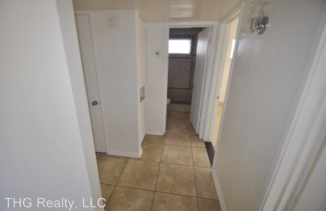 2938 W. Butler Dr. Gallery 3